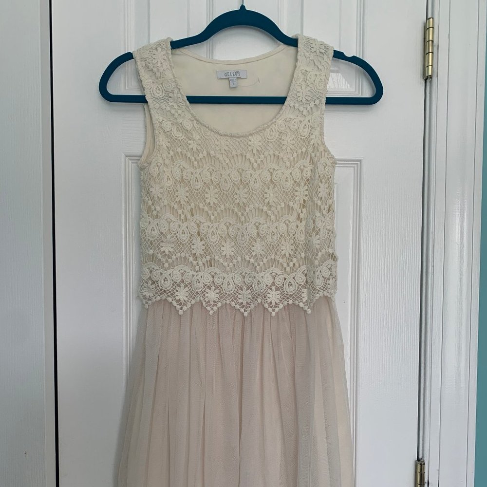 Juniors Cream Colored Lace and Netted Dress